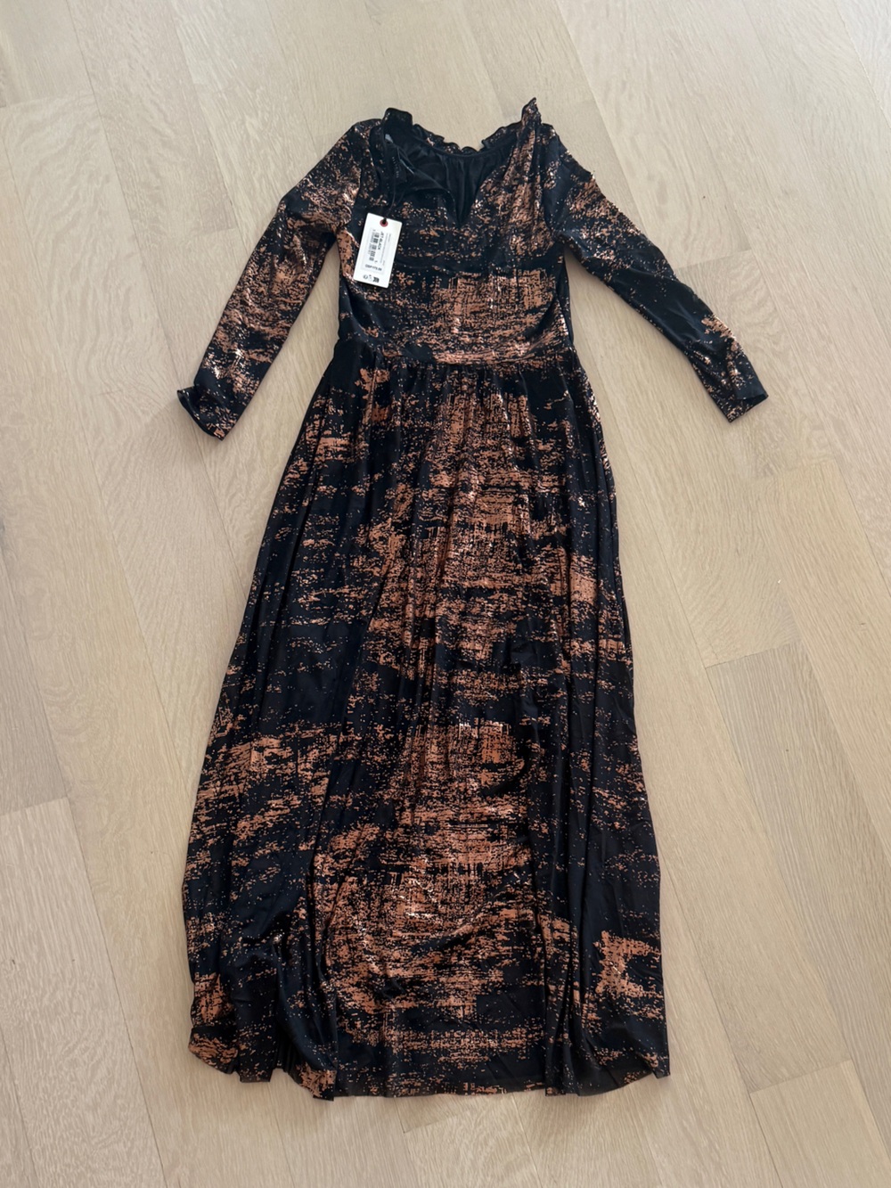 Ted Baker London Black and Copper-Print Long Sleeve Maxi Dress (Size 1)